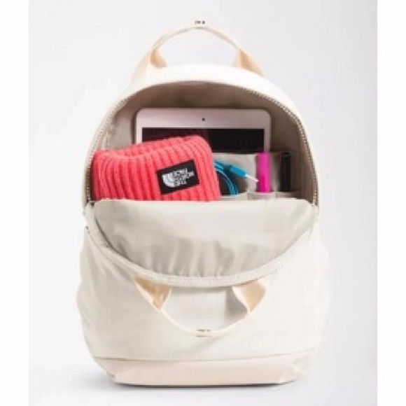 The North Face Never Stop Mini in ivory like new women’s backpack - Picture 3 of 14